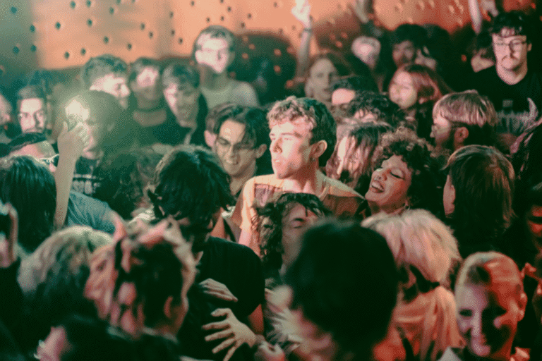 Galería de Rebel Punk 16