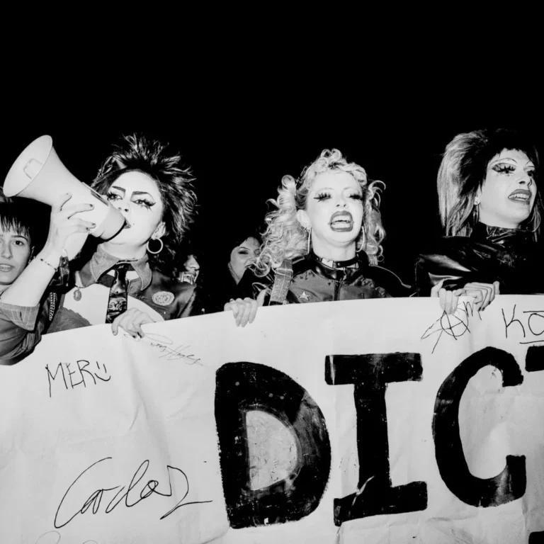 Flasheando el show de @ruinosas pisando fuerte una @wurlitzerballroom a reventar y la posterior-4